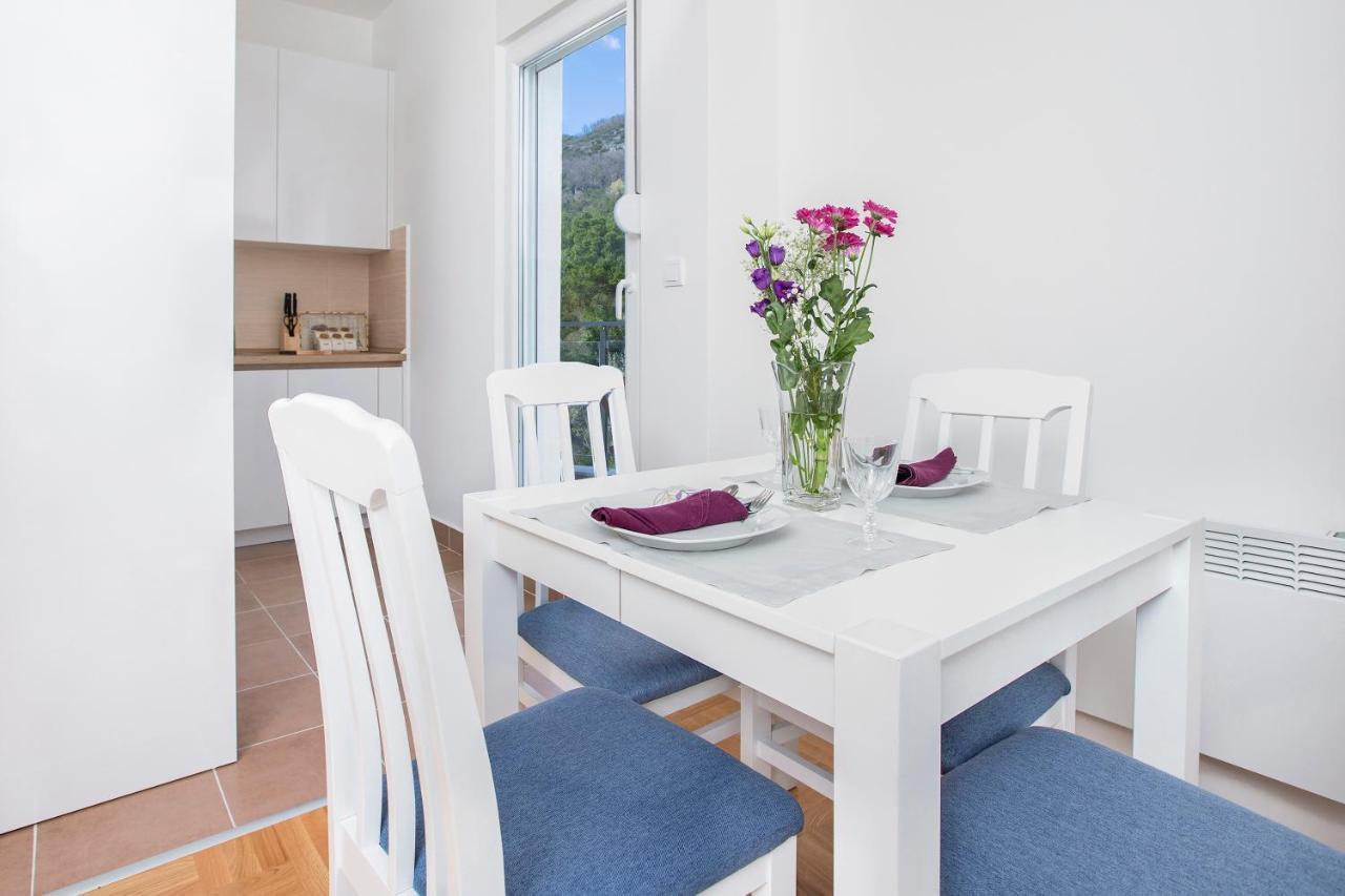 Piskalina Apartment Tivat Exterior foto